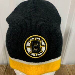 NHL Black and Yellow Boston Bruins Beanie